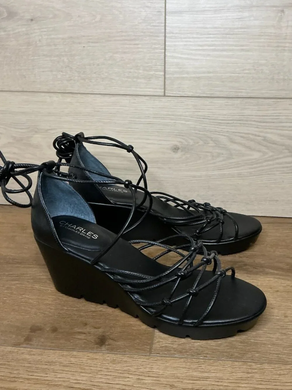Charles David Vegas Wedge Sandals Strappy Platform Black 8.5M